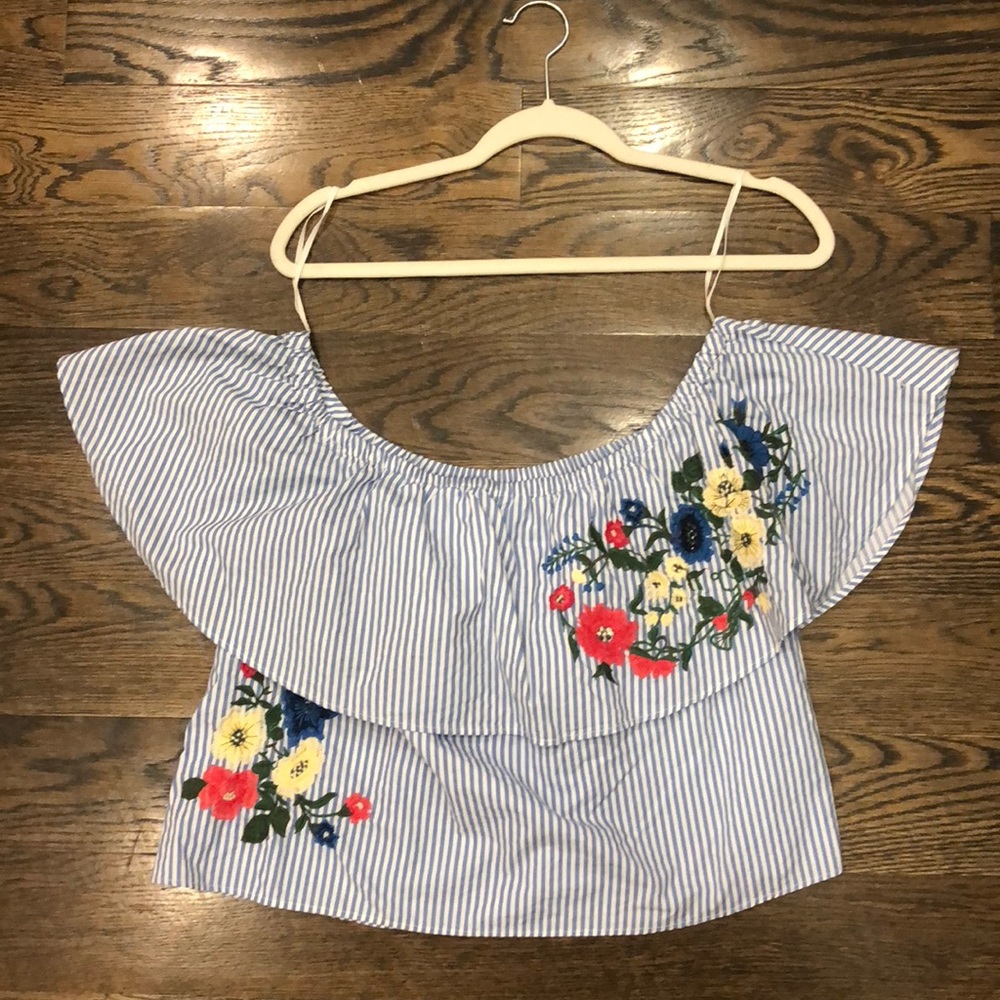 Bershka off the shoulder embroidered top- Size M